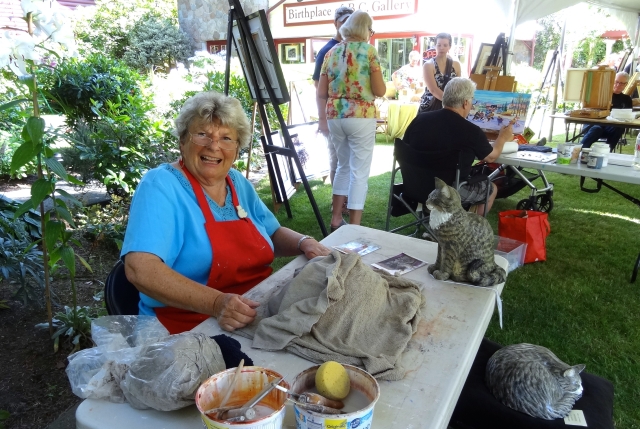 Margo Harrison shares her secrets of clay and acrylic creations 